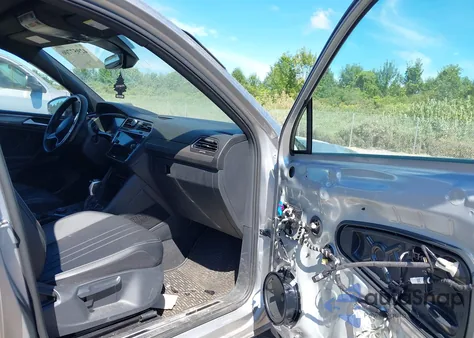 2023 Volkswagen Tiguan 2.0T Se R-Line Black из США, поврежденный, VIN 3VV8B7AX5PM124100